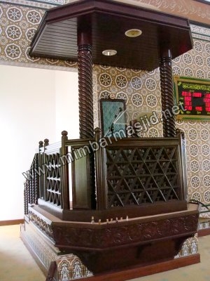 Jual Mimbar Masjid Ukir Dari Kayu Jati Kode ( MM 084 )